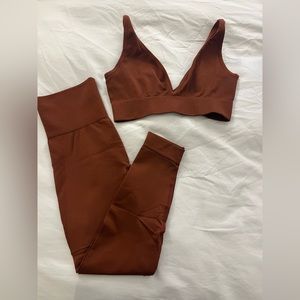 WeWoreWhat Cinnamon Brown Workout Set